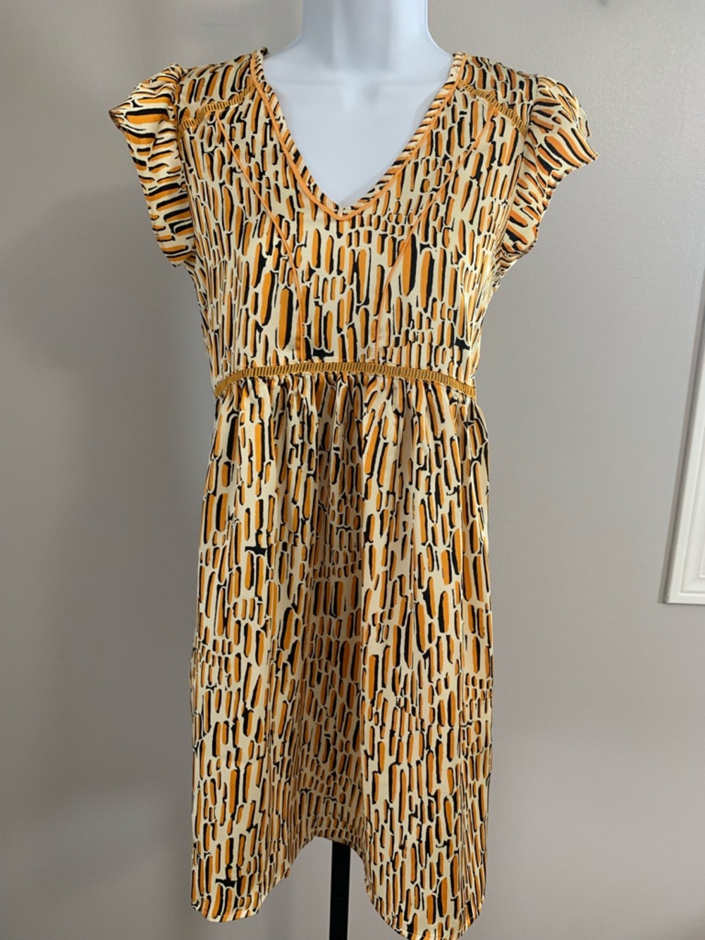 NWT Umgee Yellow Printed V-Neck Mini Dress with Flutter Sleeves - Picture 15 of 16